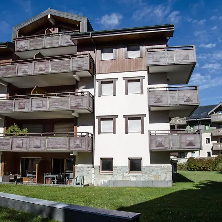 Chic Avec Sauna Et Parking Au Centre De - Fr-1-343-190 Appartement